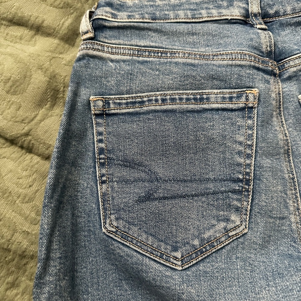 Mom Distressed Blue Jeans - Picture 4 of 5